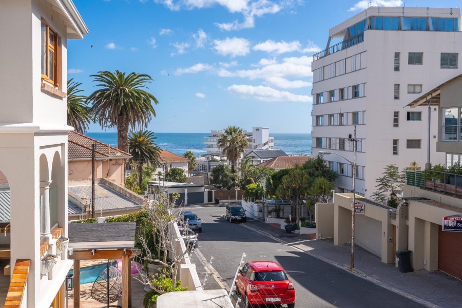 2 Bedroom Property for Sale in Bantry Bay Western Cape